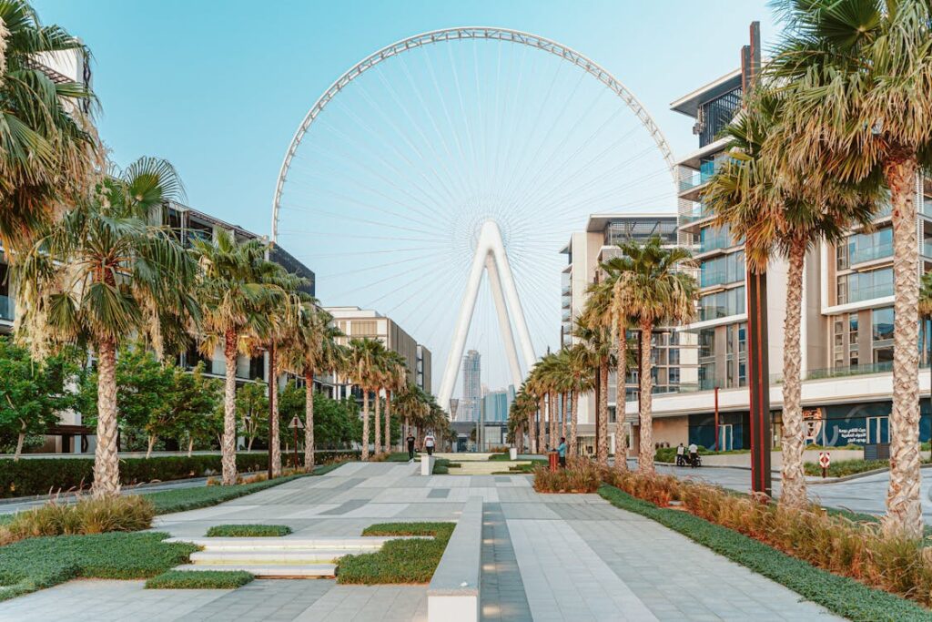 The-streets-of-Bluewaters-Island